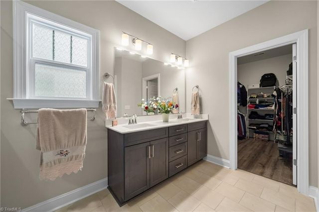 1820 Cleburne Terrace, Kernersville, NC 27284