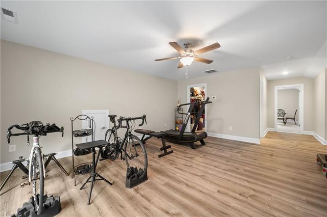 1820 Cleburne Terrace, Kernersville, NC 27284