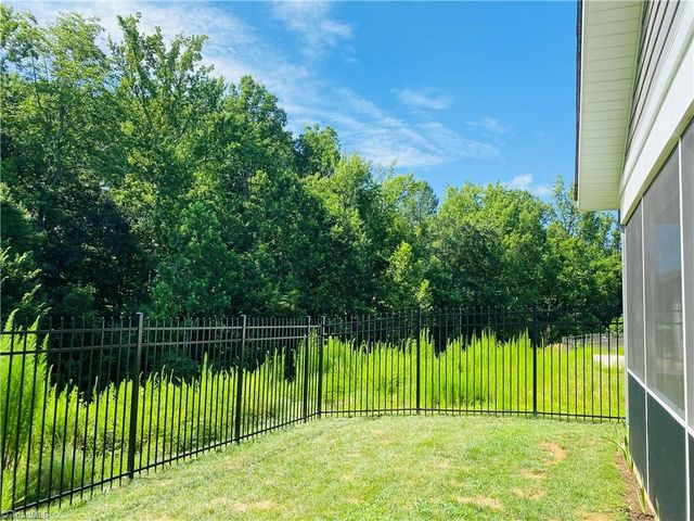 1820 Cleburne Terrace, Kernersville, NC 27284