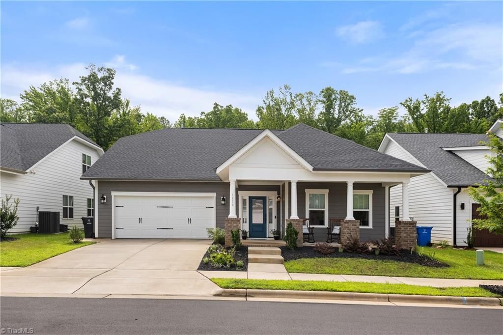 1820 Cleburne Terrace, Kernersville, NC 27284