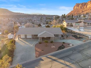 339 W SANDSTONE CIR, St. George, UT 84770