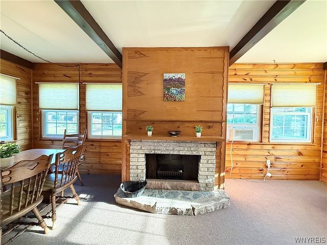 27 Mckenzie Court, Cheektowaga, NY 14227