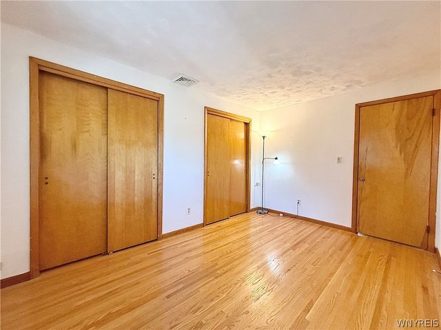 27 Mckenzie Court, Cheektowaga, NY 14227
