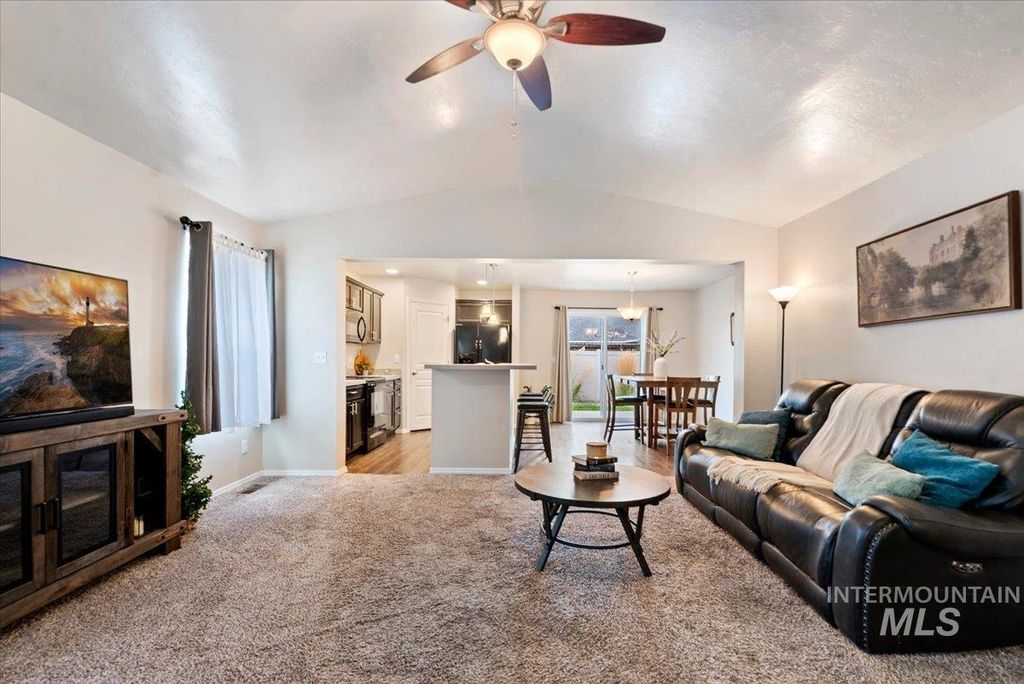 4714 Ida Red Ave, Caldwell, ID 83607 photo 4