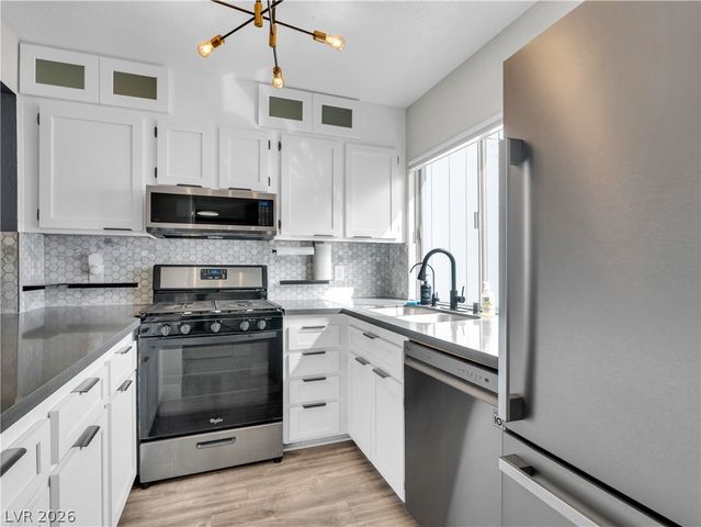 4063 Gold Coast Drive, Las Vegas, NV 89121