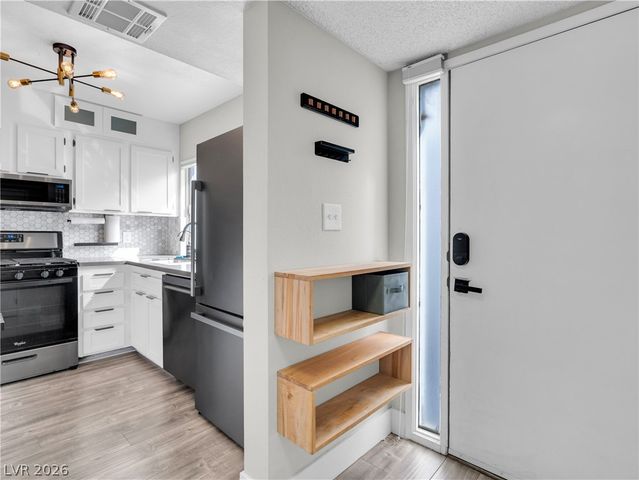 4063 Gold Coast Drive, Las Vegas, NV 89121