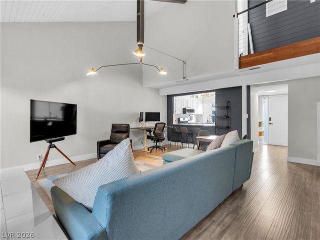 4063 Gold Coast Drive, Las Vegas, NV 89121