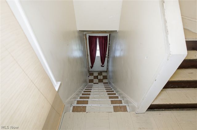 1867 Reyburn Road, Cleveland, OH 44112