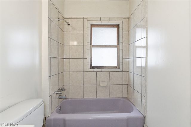 1867 Reyburn Road, Cleveland, OH 44112