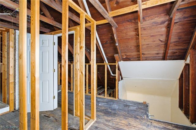 1867 Reyburn Road, Cleveland, OH 44112