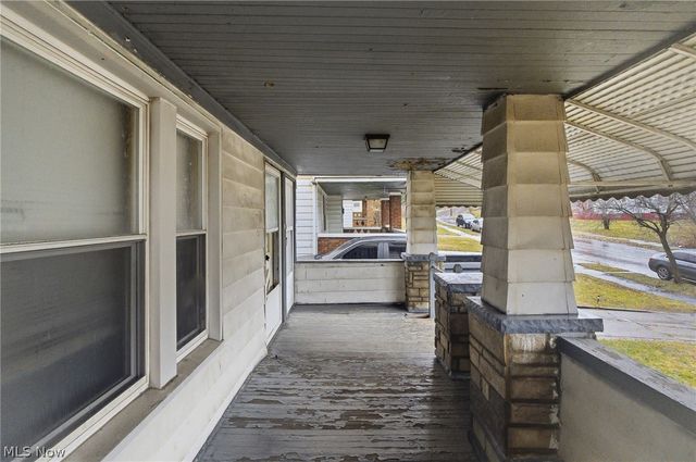 1867 Reyburn Road, Cleveland, OH 44112