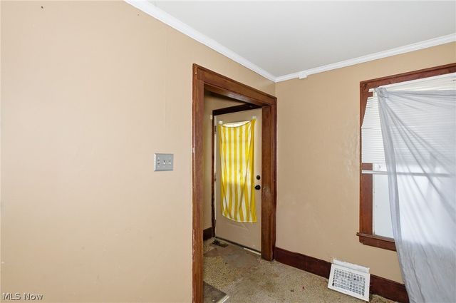 1867 Reyburn Road, Cleveland, OH 44112