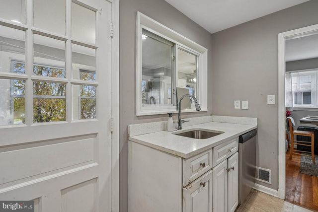 10128 DALLAS AVE, Silver Spring, MD 20901