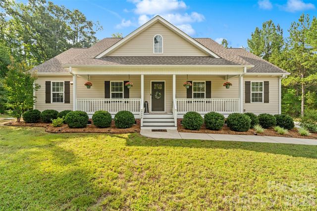 4558 Simpson Road, Edgemoor, SC 29712