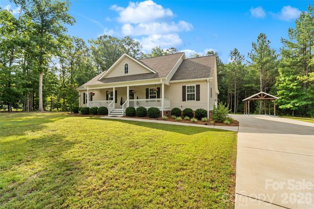 4558 Simpson Road, Edgemoor, SC 29712