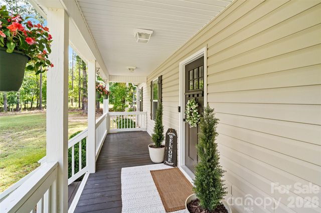 4558 Simpson Road, Edgemoor, SC 29712