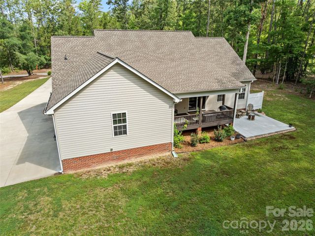 4558 Simpson Road, Edgemoor, SC 29712