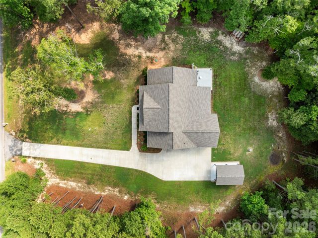 4558 Simpson Road, Edgemoor, SC 29712