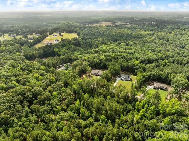 4558 Simpson Road, Edgemoor, SC 29712