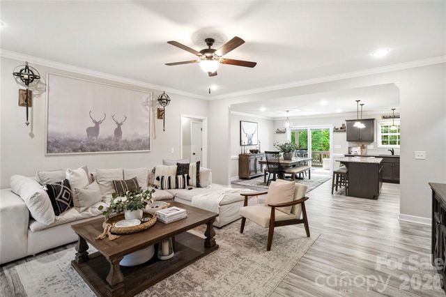 4558 Simpson Road, Edgemoor, SC 29712