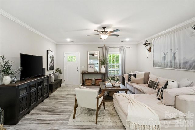 4558 Simpson Road, Edgemoor, SC 29712