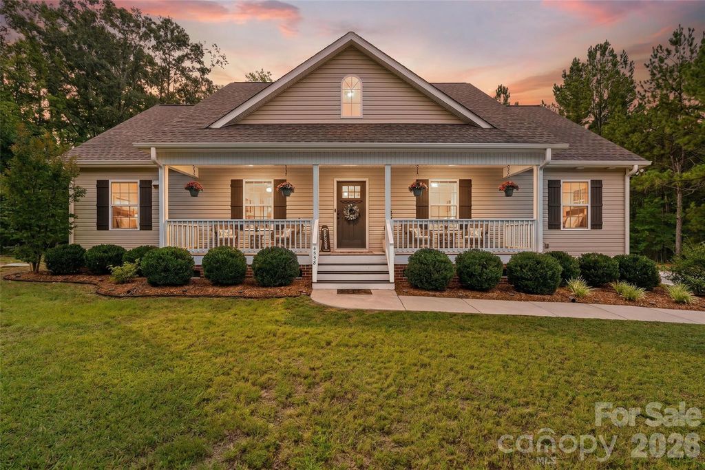 4558 Simpson Road, Edgemoor, SC 29712