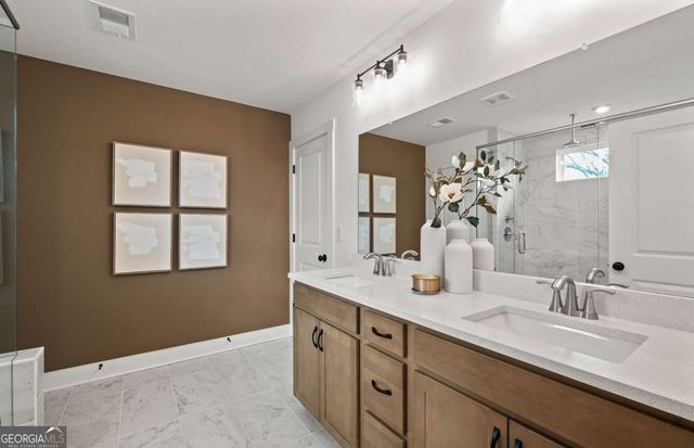 7124 Maple Brook Lane, Flowery Branch, GA 30542