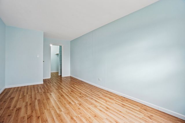 10041 S Walnut Terrace 31-307, Palos Hills, IL 60465