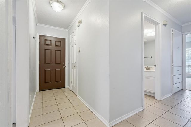 6000 N Pennsylvania Avenue 16, Oklahoma City, OK 73112