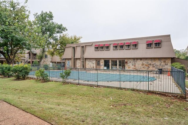 6000 N Pennsylvania Avenue 16, Oklahoma City, OK 73112