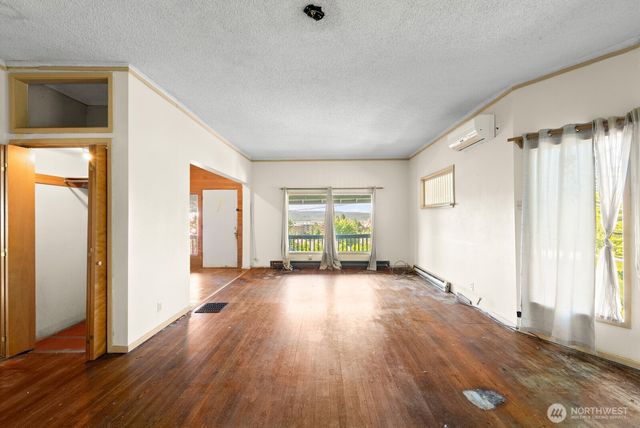 402 1st Avenue, Aberdeen, WA 98520