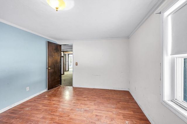 178 Falcon Dr, Westfield, MA 01085