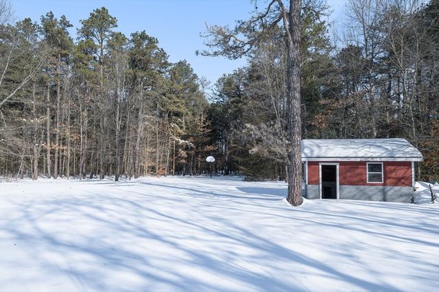 178 Falcon Dr, Westfield, MA 01085