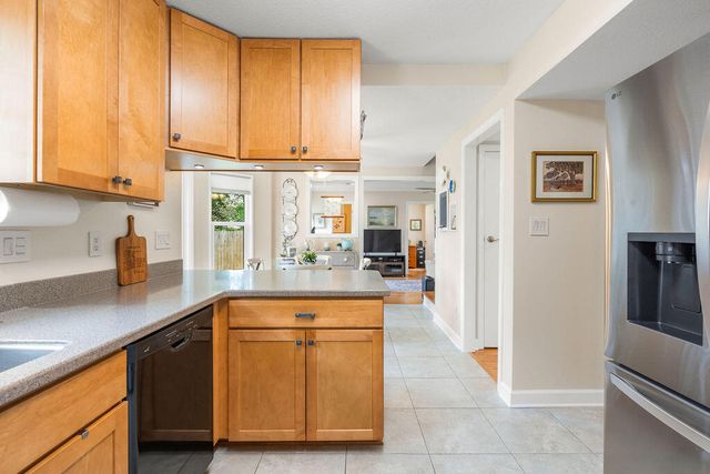 15 Winfield Way, Mary Esther, FL 32569