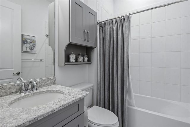 3171 Quilcene LN, Naples, FL 34114