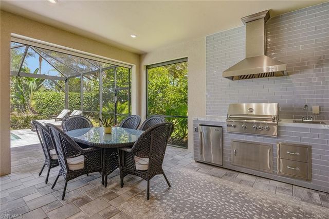 3171 Quilcene LN, Naples, FL 34114