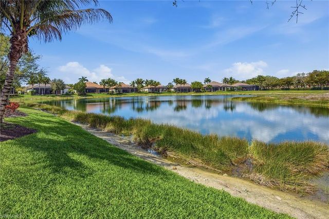 3171 Quilcene LN, Naples, FL 34114