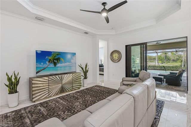 3171 Quilcene LN, Naples, FL 34114