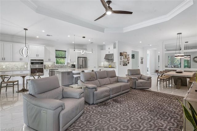 3171 Quilcene LN, Naples, FL 34114