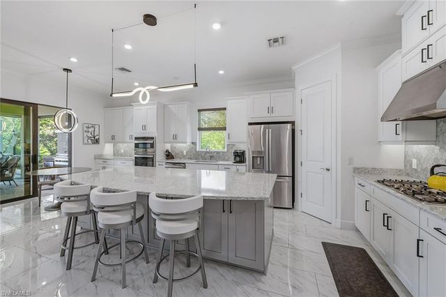 3171 Quilcene LN, Naples, FL 34114