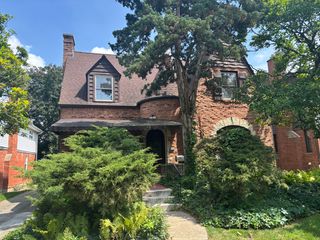 711 S Catherine Avenue, La Grange, IL 60525