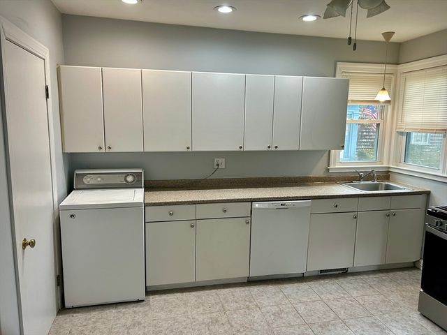 130 Lowell Street, Peabody, MA 01960