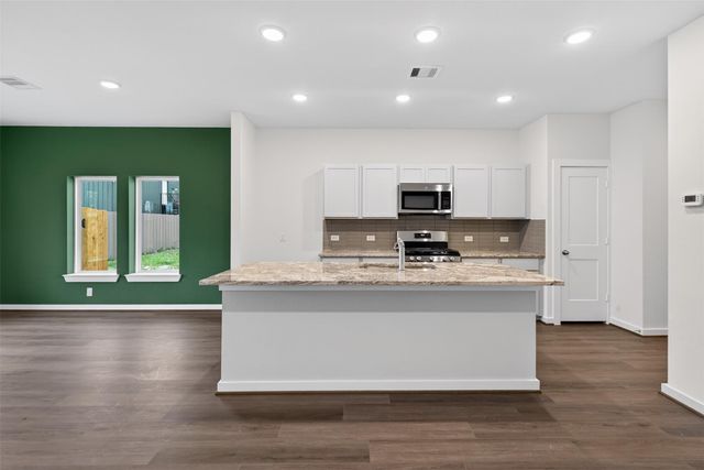 9113 Highland Northern Way, Houston, TX 77088