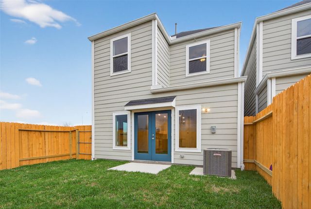 9113 Highland Northern Way, Houston, TX 77088