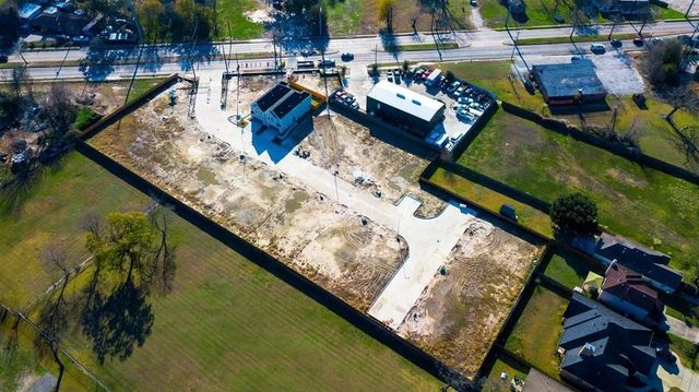 9113 Highland Northern Way, Houston, TX 77088