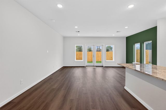 9113 Highland Northern Way, Houston, TX 77088