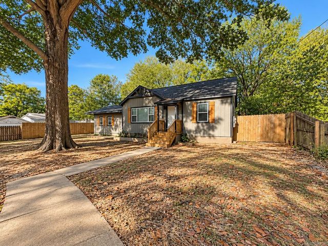 809 Burton Street, Benton, AR 72015