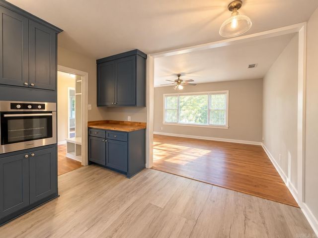 809 Burton Street, Benton, AR 72015