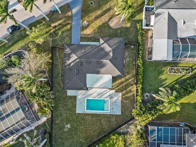112 Bayshore Drive, Cape Coral, FL 33904