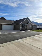 224 E 850 ST ##D, Tooele, UT 84074